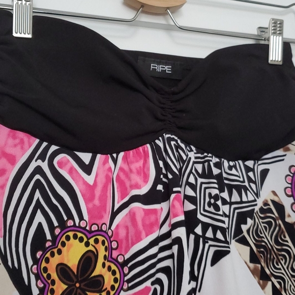 Strappless mini dress - Picture 2 of 3